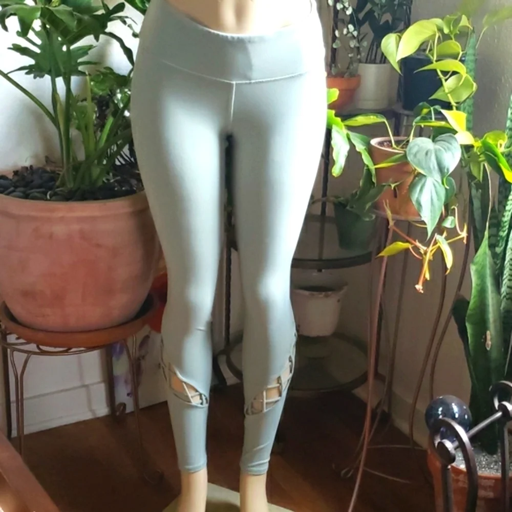 Alo sage green high rise leggings womens size S